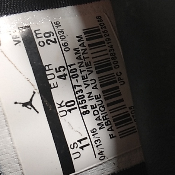 Nike Air Jordan Xxxi Flynit Banned Edition Size 11 Red And Black Sneakers. - Picture 7 of 8